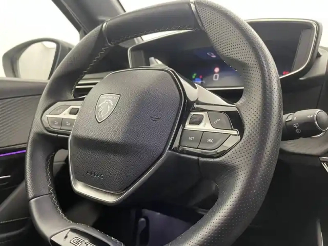 Peugeot 208 puretech 100 s&amp;s bvm6 — photo 29