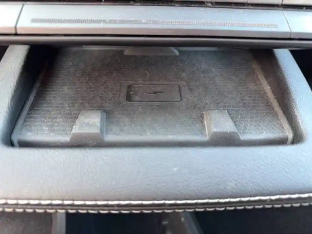 Renault Megane e-tech ev60 220 ch optimum charge — photo 39