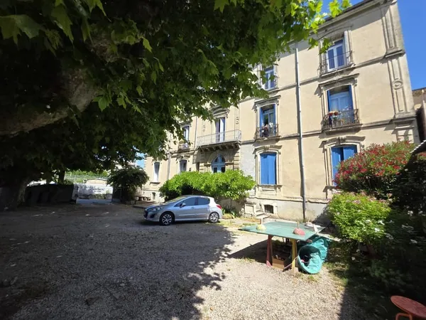 MONTÉLILMAR - BEL APPARTEMENT BOURGEOIS