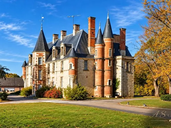 Château 18 pièces 450 m²