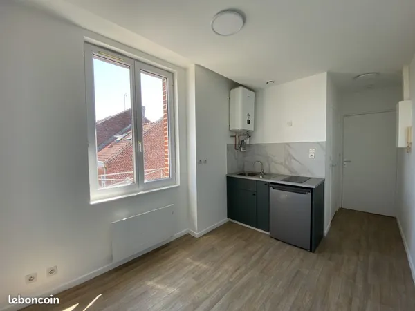 Studio 1 pièce 12 m²