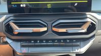 Dacia Duster 1.6 hybrid 140ch Extreme — photo 26