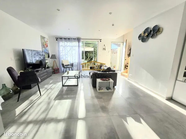 Villa 3 pièces 80 m²