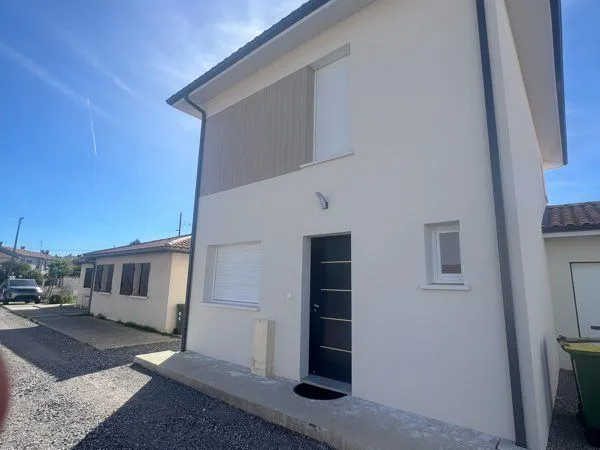 Maison neuve T4 de 86 m² avec garage et terrasse de 18 m² - Carbon-Blanc