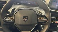 Peugeot 2008 1.2 PureTech 130ch S&S Allure EAT8 — photo 25