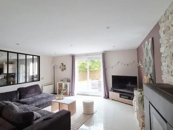 Maison 152 m² - 6 pièces - Terrain 388 m² - Cergy Les Essarts