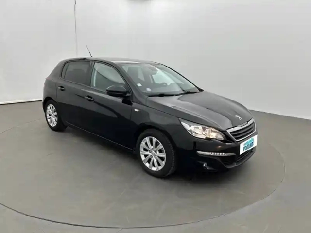 Peugeot 308 1.2 puretech 110ch s&amp;s bvm5 — photo 3