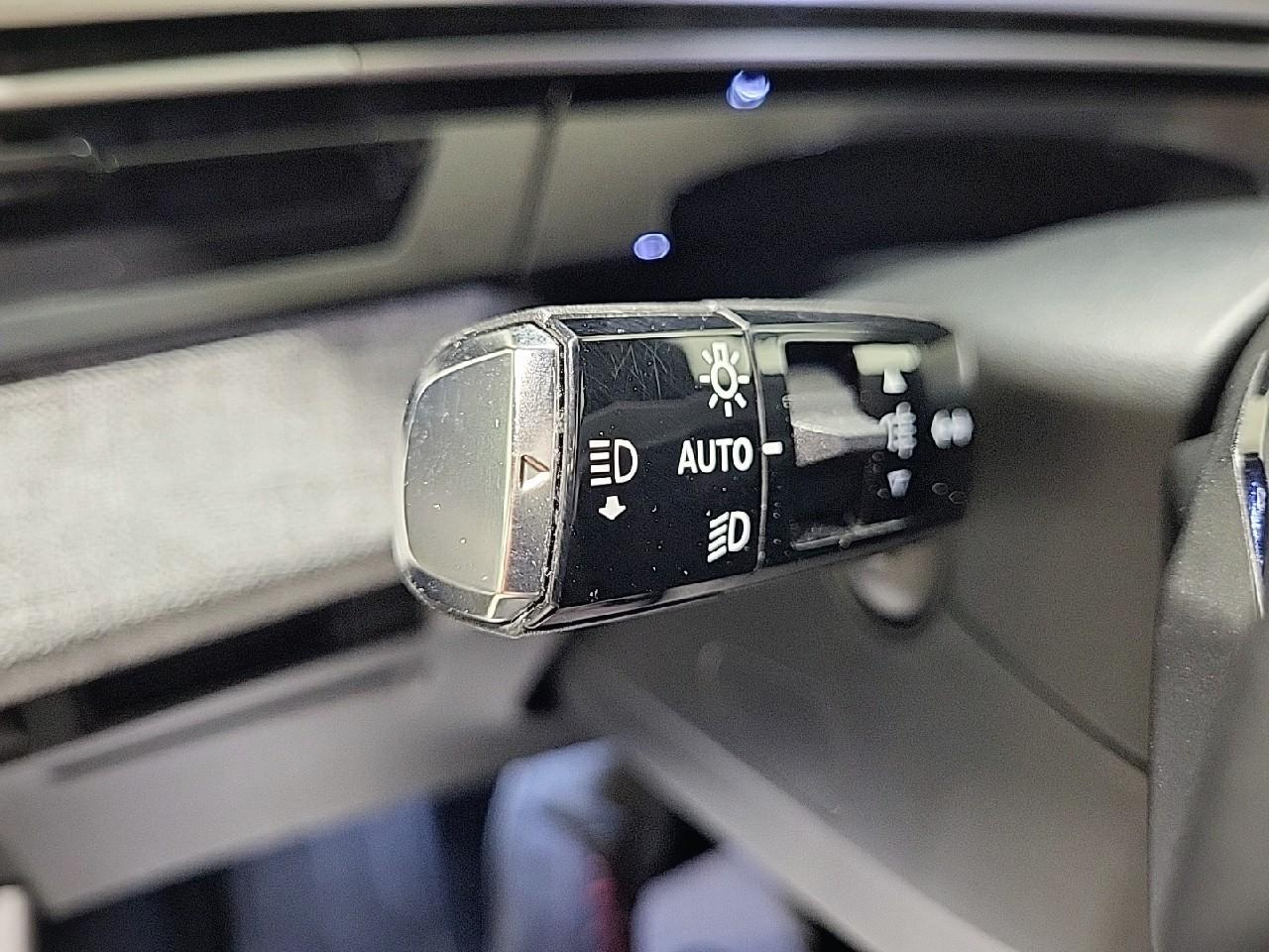 Peugeot 3008 hybrid 145 e-dcs6 allure — photo 20