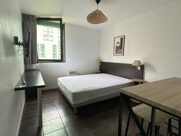 Bordeaux Lac - Studio meublé de 19 m² - 4e étage - Parking en sous-sol