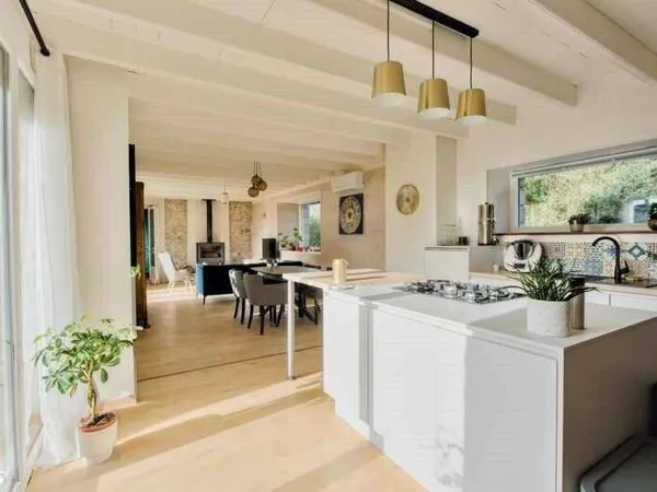 Maison 7 pièces 174 m²