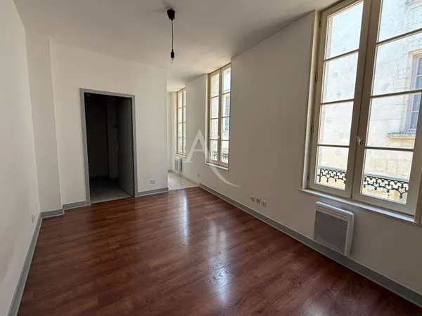 Studio 1 pièce 20 m²