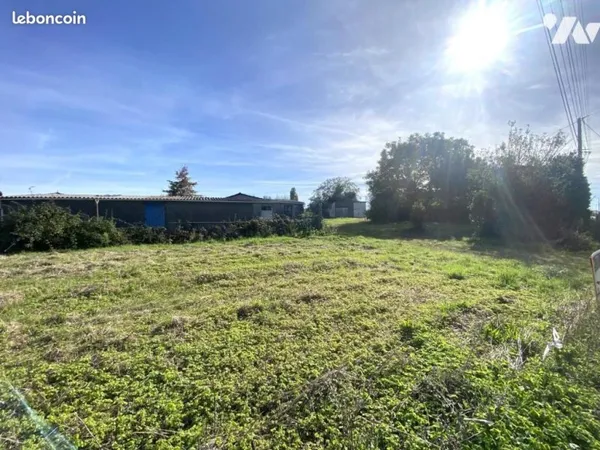 Terrain 612 m² VALLET