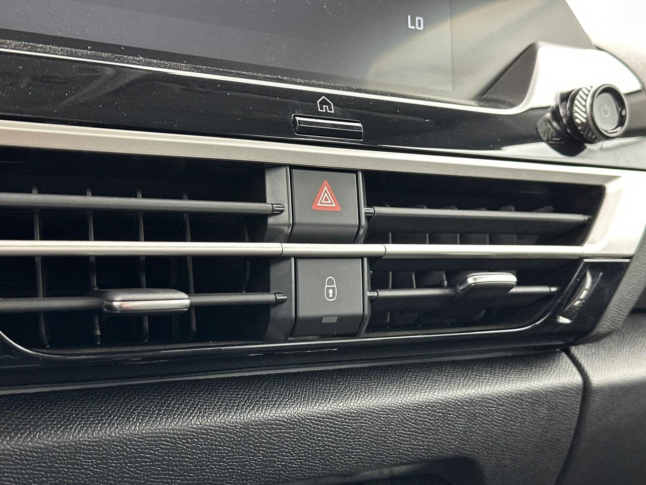 Citroën C4 X hybride 145 ch e-dcs6 you — photo 26