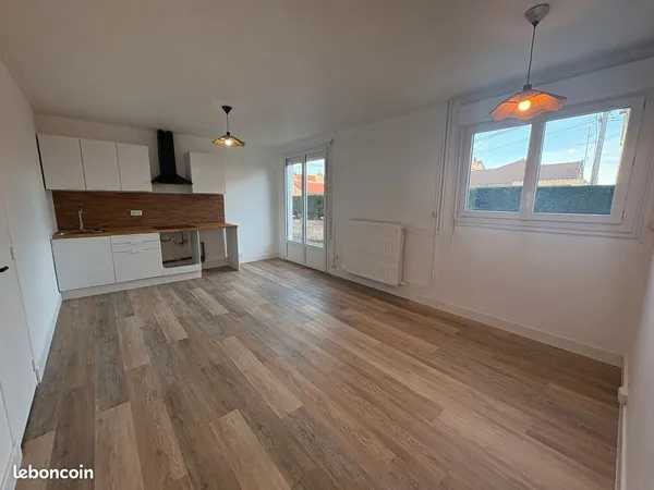 Appartement 3 pièces 56,5m2 - Entièrement rénové