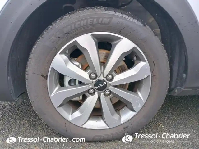 Kia Stonic 1.0 t-gdi 100 ch dct7 active — photo 15