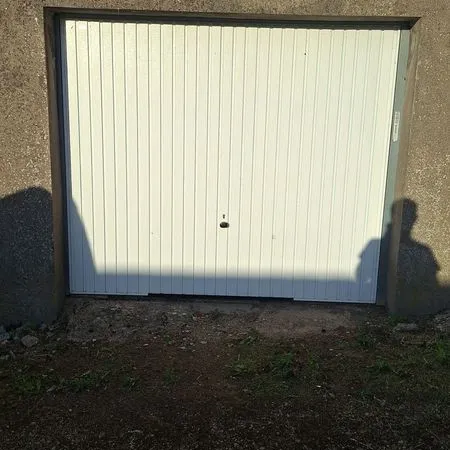 Garage à louer