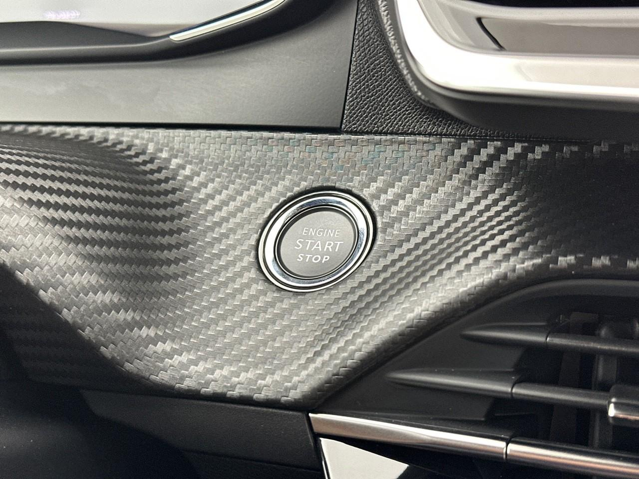 Peugeot 2008 100 s&s bvm6 allure — photo 25