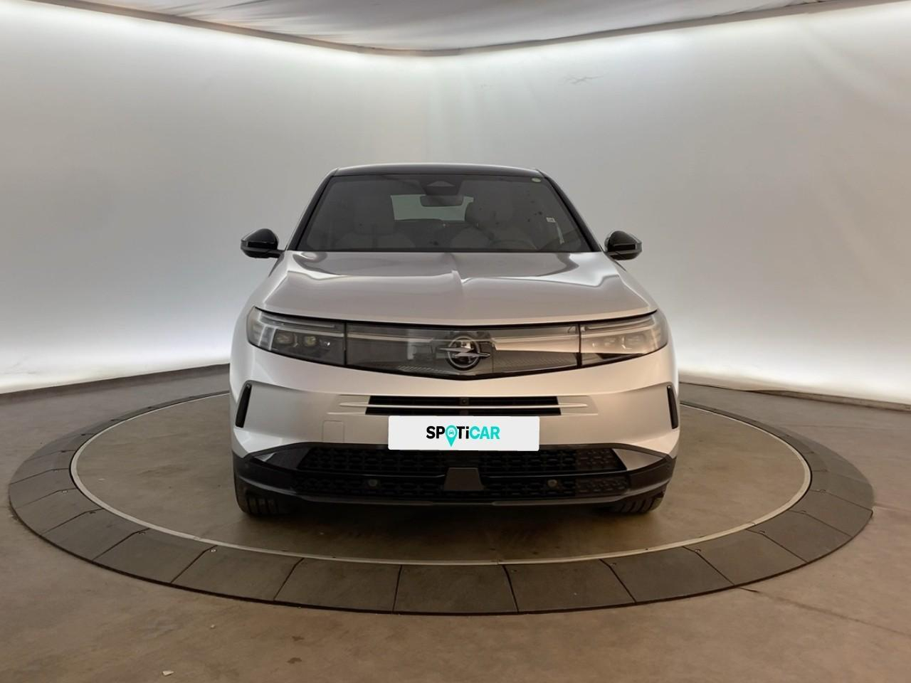 Opel Grandland 1.2 turbo hybrid 136 ch e-dct6 gs — photo 2