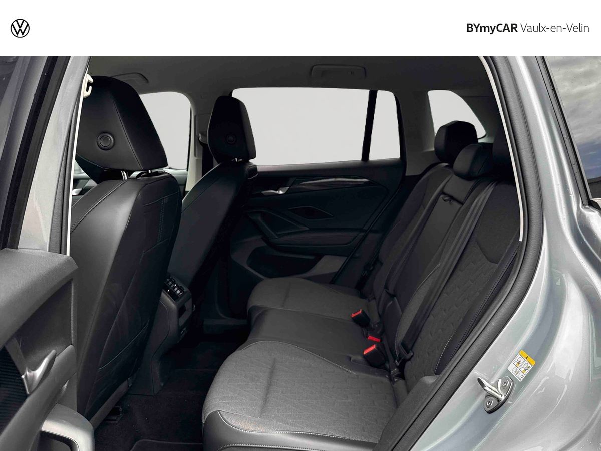 Volkswagen Tiguan 1.5 eHybrid 204ch DSG6 — photo 14