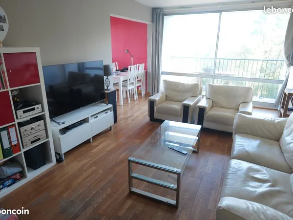 Appartement T5-6 120 m2 9ième