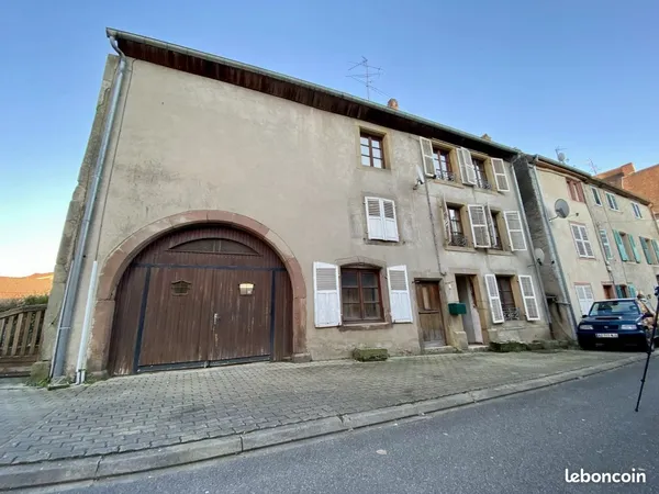 Maison 10 pièces 209 m²