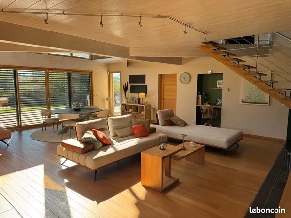 Location Belle maison bois de standing