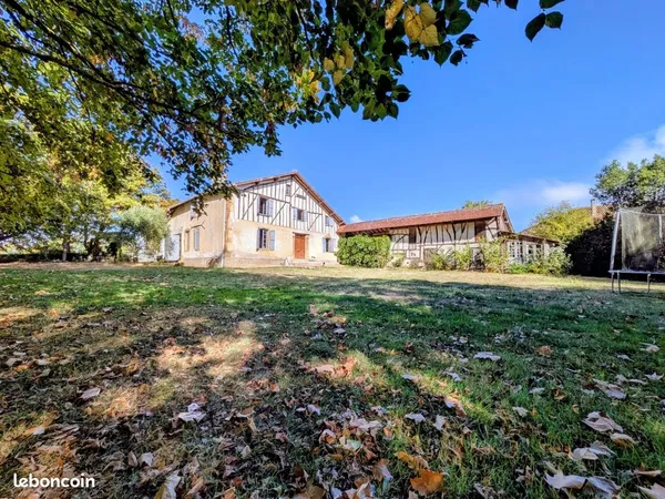Maison 7 pièces 212 m²