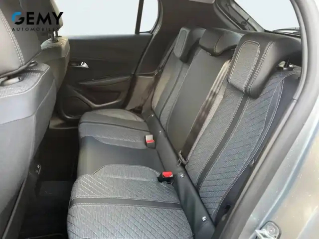 Peugeot 208 hybrid 110 ch e-dcs6 — photo 36