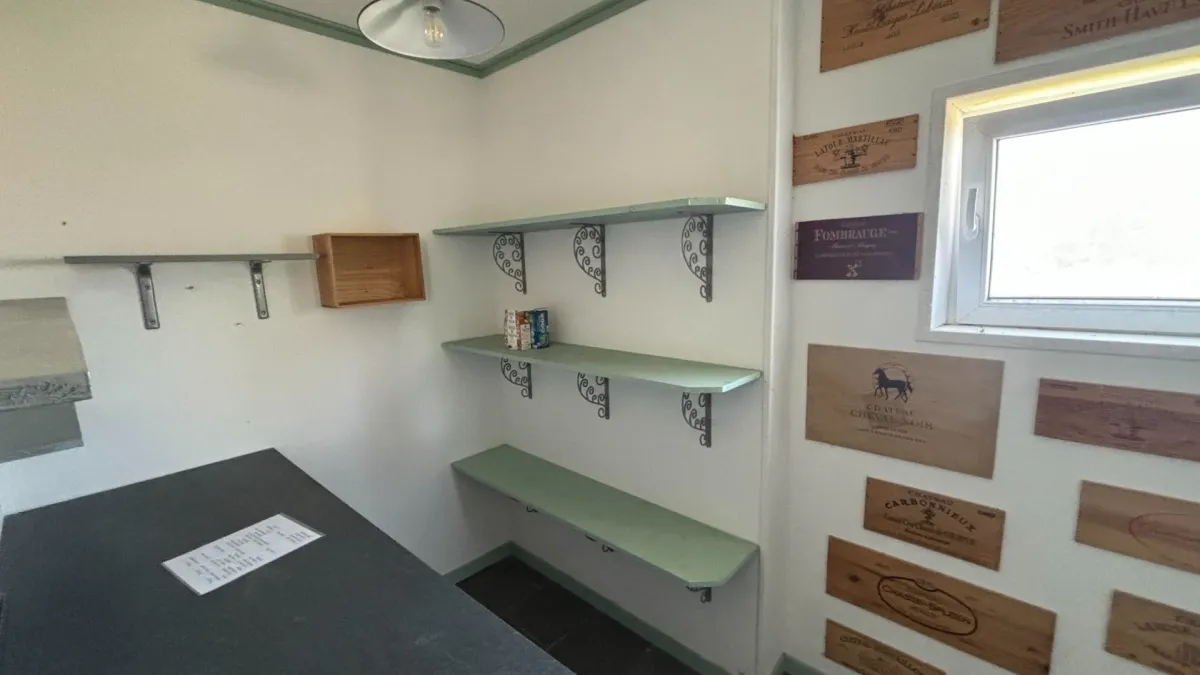 Photo 6