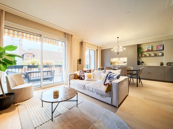 ANNECY HYPER CENTRE T4 DERNIER ETAGE