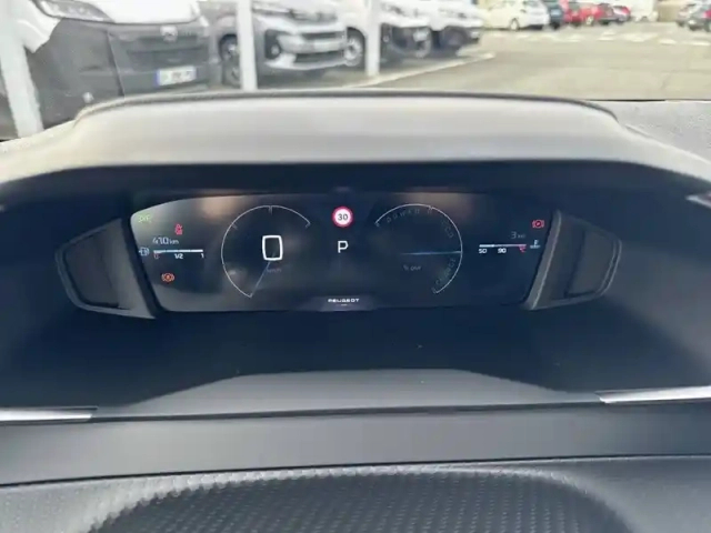 Peugeot 208 hybrid 110 e-dcs6 — photo 30