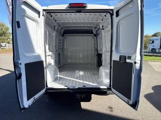 Peugeot Boxer fgn tole 3.3 t l2h2 140 s&amp;s bvm6 — photo 6