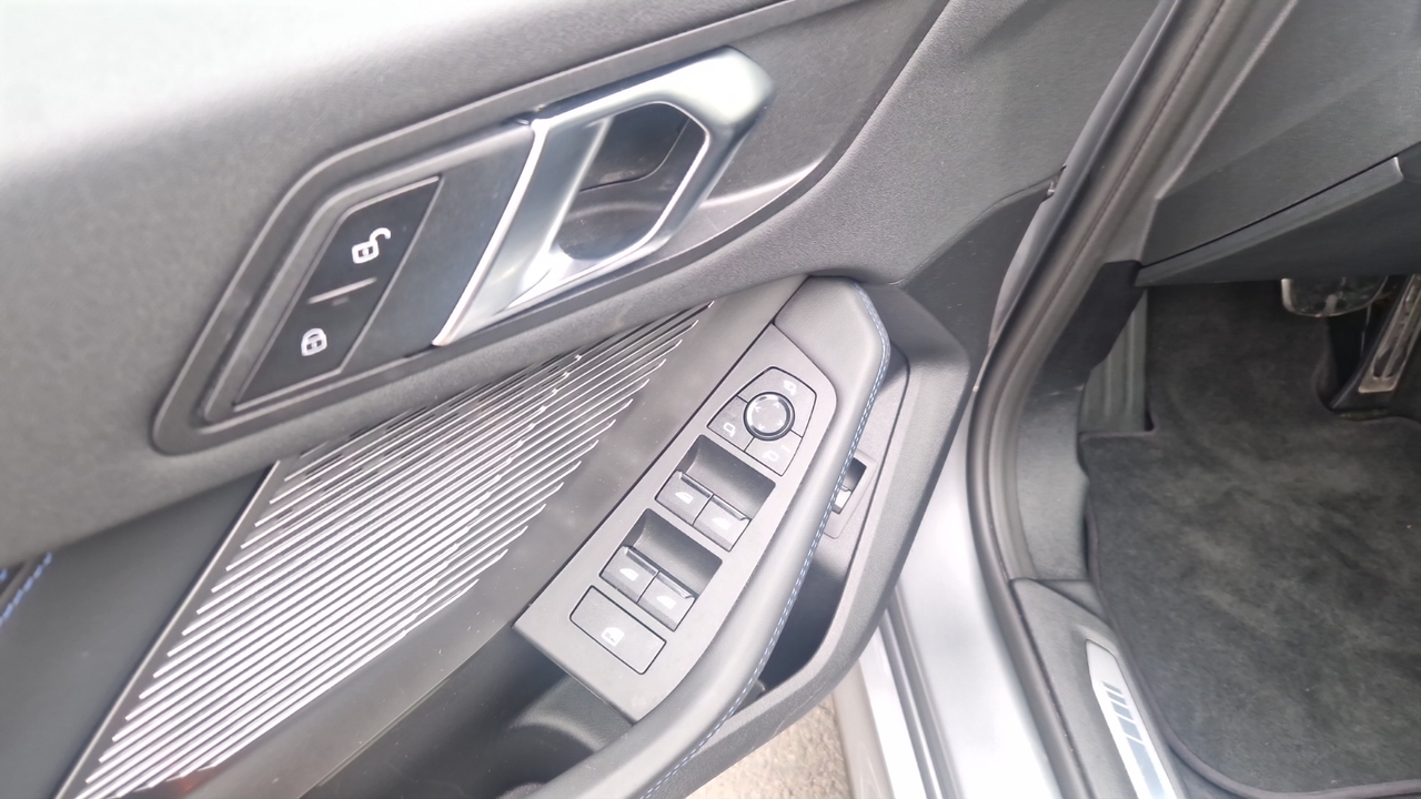 BMW 120d 163 ch DKG7 — photo 16