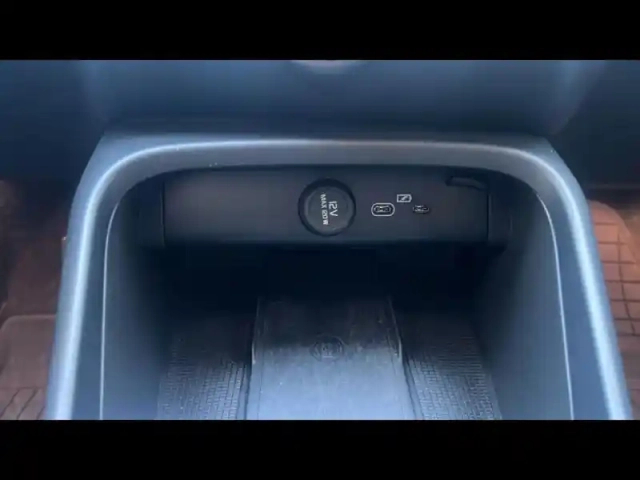 Volvo Xc40 recharge 231ch start edt — photo 11