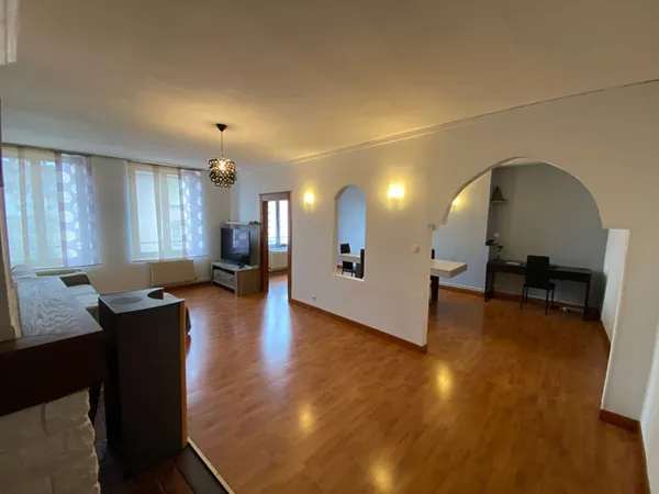 Appartement 7 pièces 143 m²