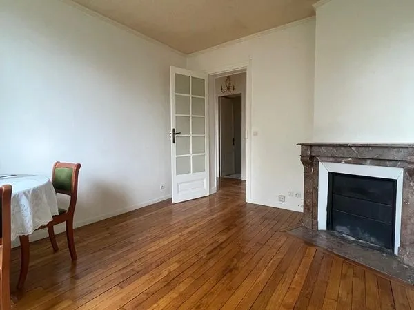 À vendre - Appartement 3 pièces de 55 m² au 3e étage