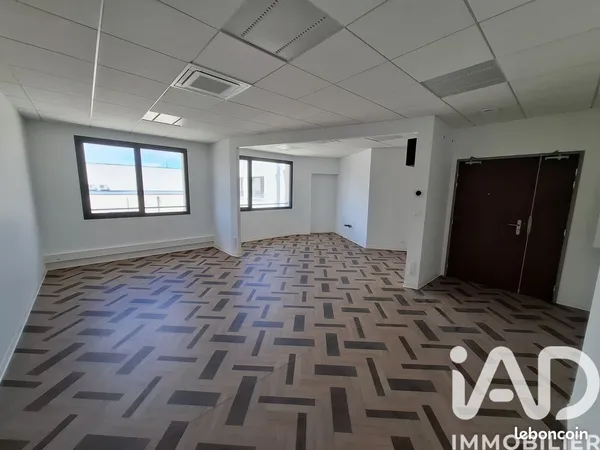 Local 41 m² Carpentras