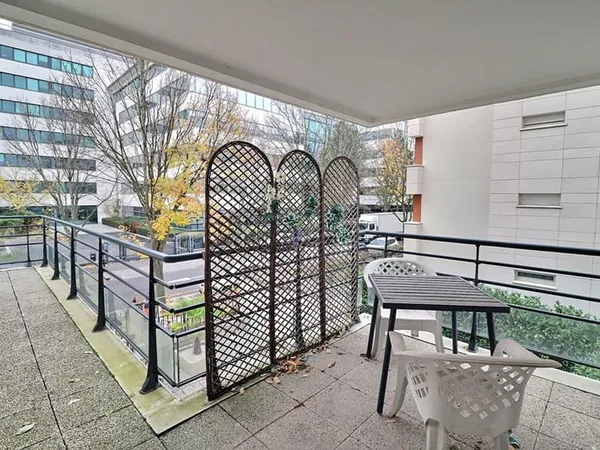 T3 Standing avec terrasse de 23m²
