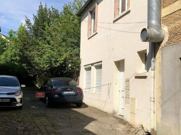 Immeuble 75 m²
