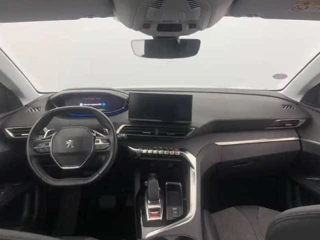 Peugeot 3008 hybrid 180 e-eat8