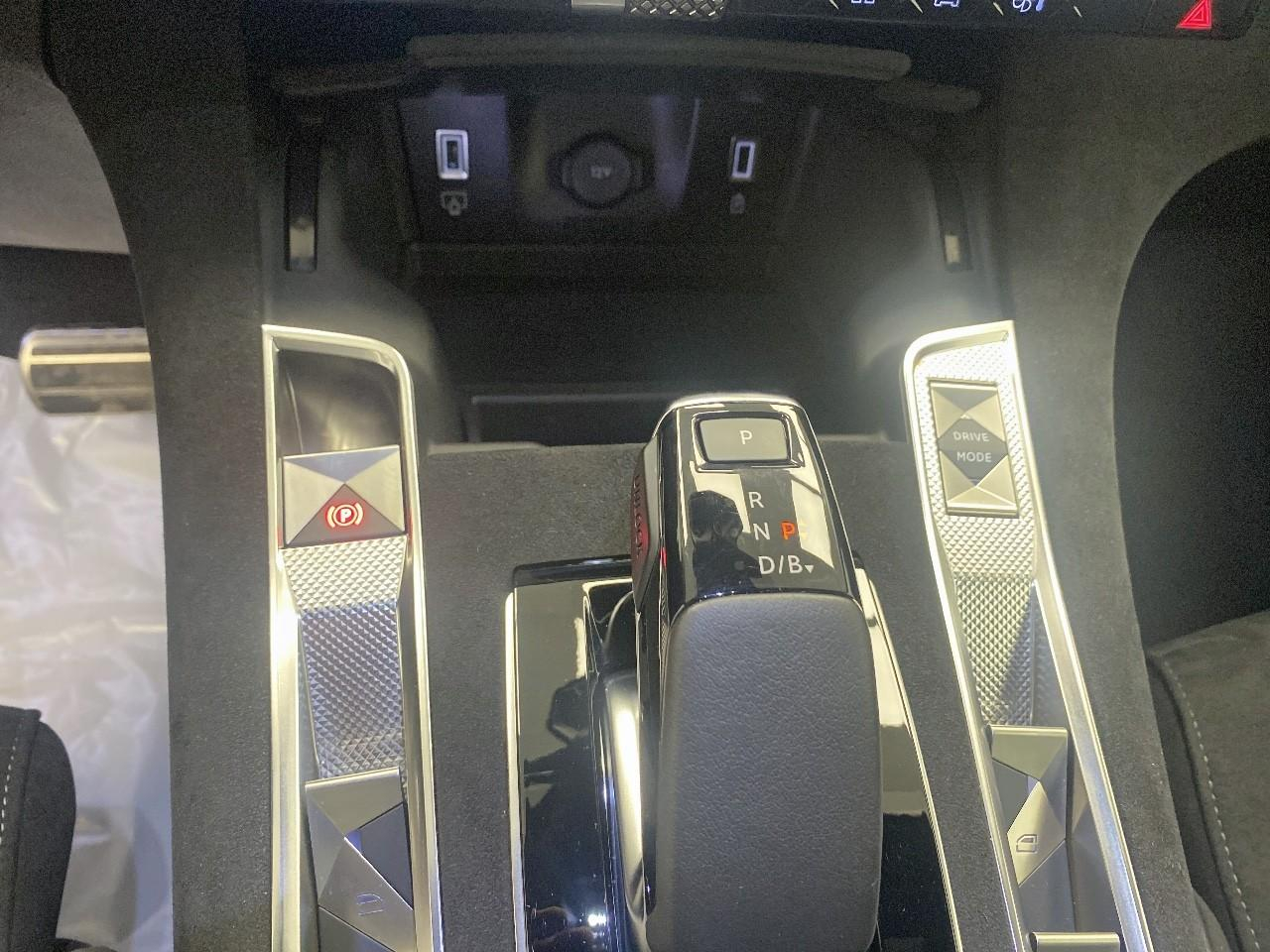 Ds Ds 7 crossback hybride rechargeable e-tense 225 eat8 edition fran — photo 15