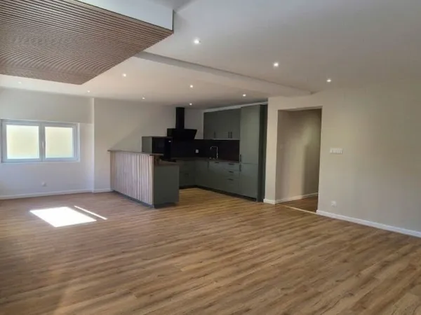 Appartement 3 pièces 81 m²