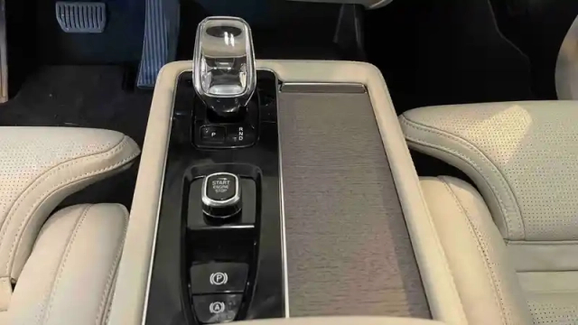 Volvo Xc90 t8 awd hybride rechargeable 455 ch geartronic 8 7pl — photo 60