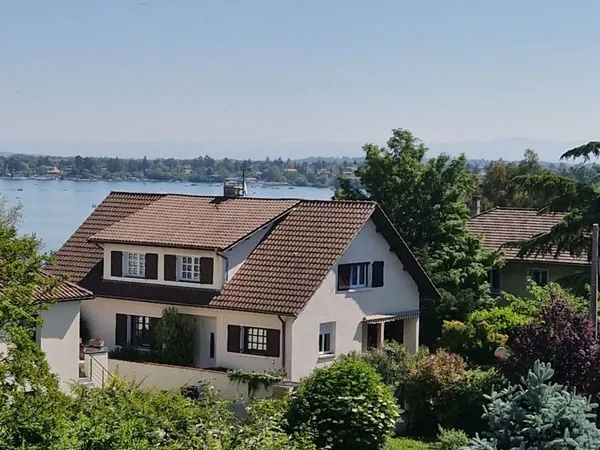 🏡 COUP DE CŒUR ASSURÉ — Maison d'architecte au calme, quartier du Grand Large à Décines 260 m² habit