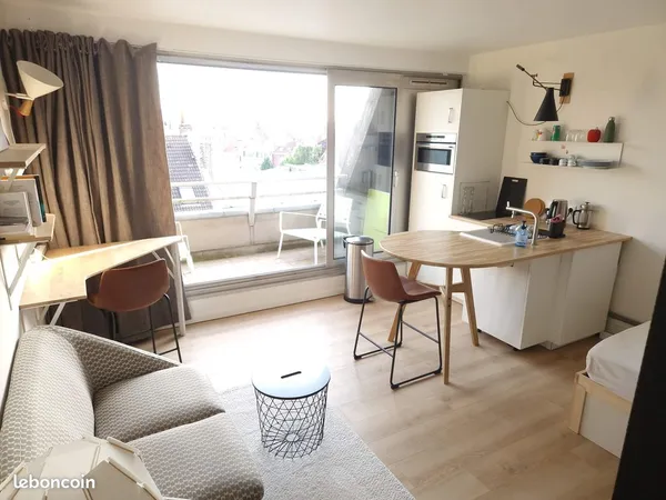 Studio 25m2 meublé balcon Saint Michel