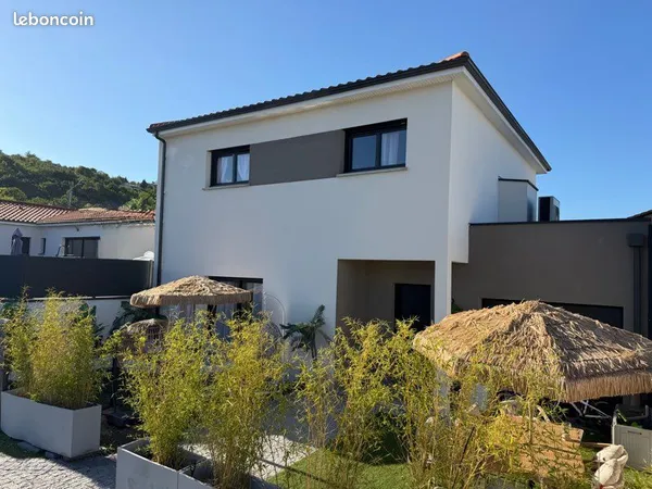 Villa de 2023 - 4 chambres - secteur résidentiel