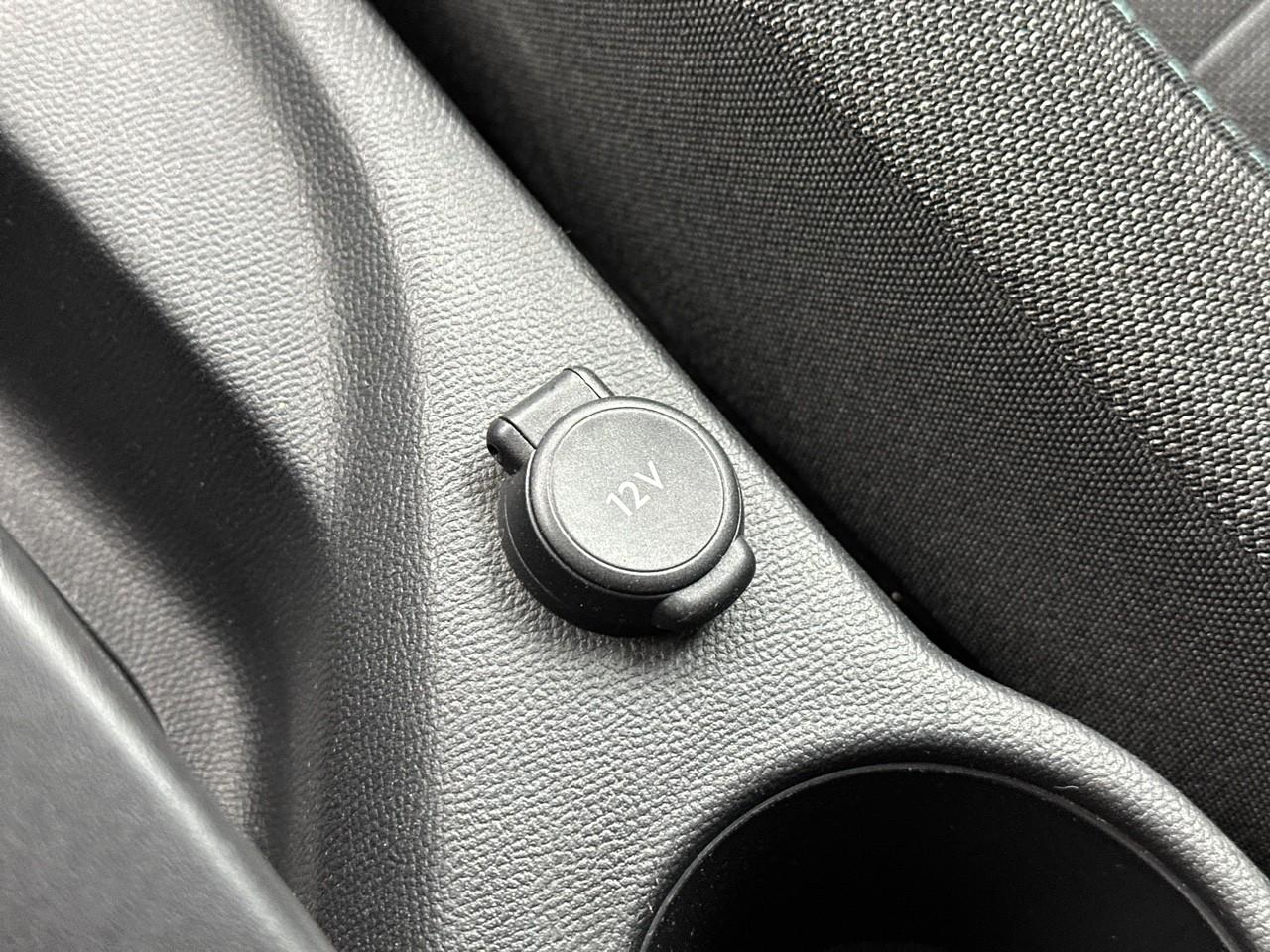 Peugeot 208 puretech 100 s&s bvm6 style — photo 29