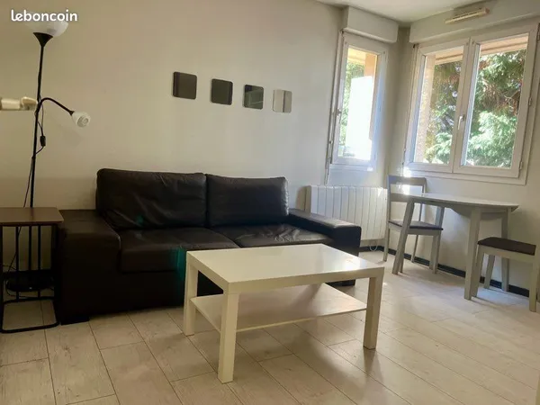 Meublé Sidoine 30m2 avec stationnement