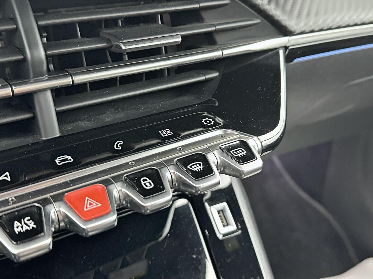 Peugeot 2008 puretech 130 s&s eat8 gt — photo 30