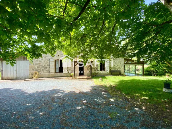 Maison 5 pièces, 118 m², 1,5 ha, proche Laplume